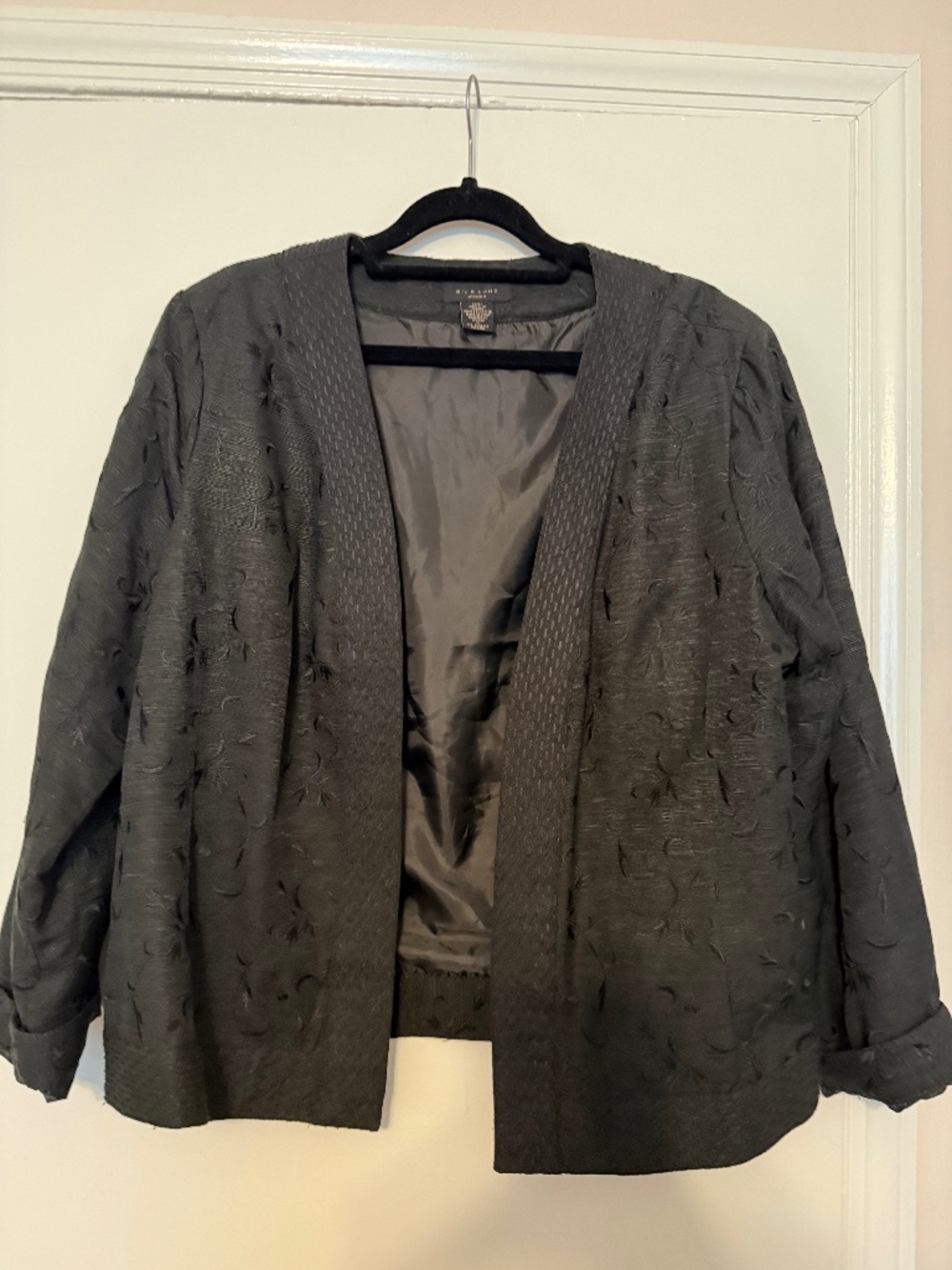 Unique Silk Land Woman Embroidered Silk Jacket size 1X